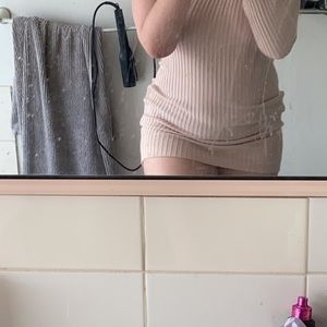 Meet your Posher, Mia